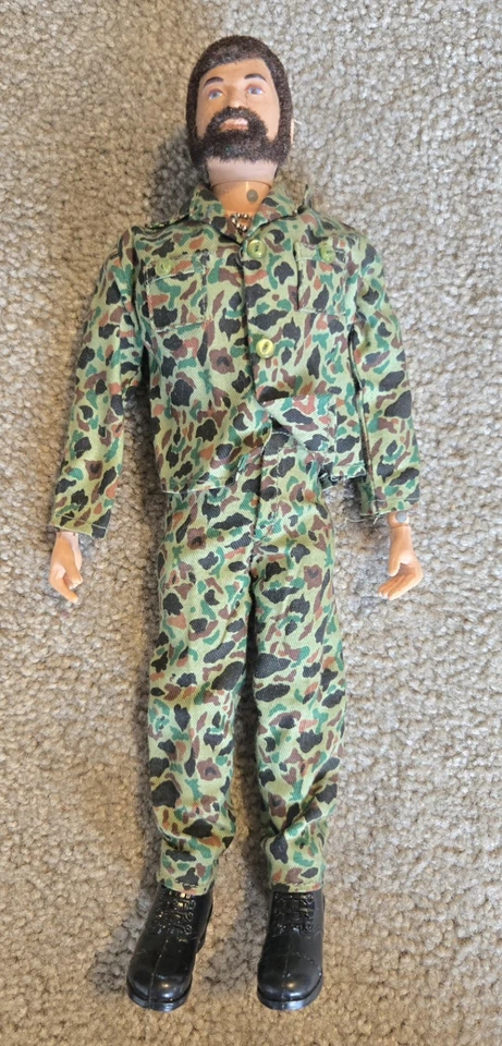 Vtg Lot of 1964 GI JOE Dolls (1-Talking) Wood Box, Accessories, Weapons & More🪖 - Image 3 of 4