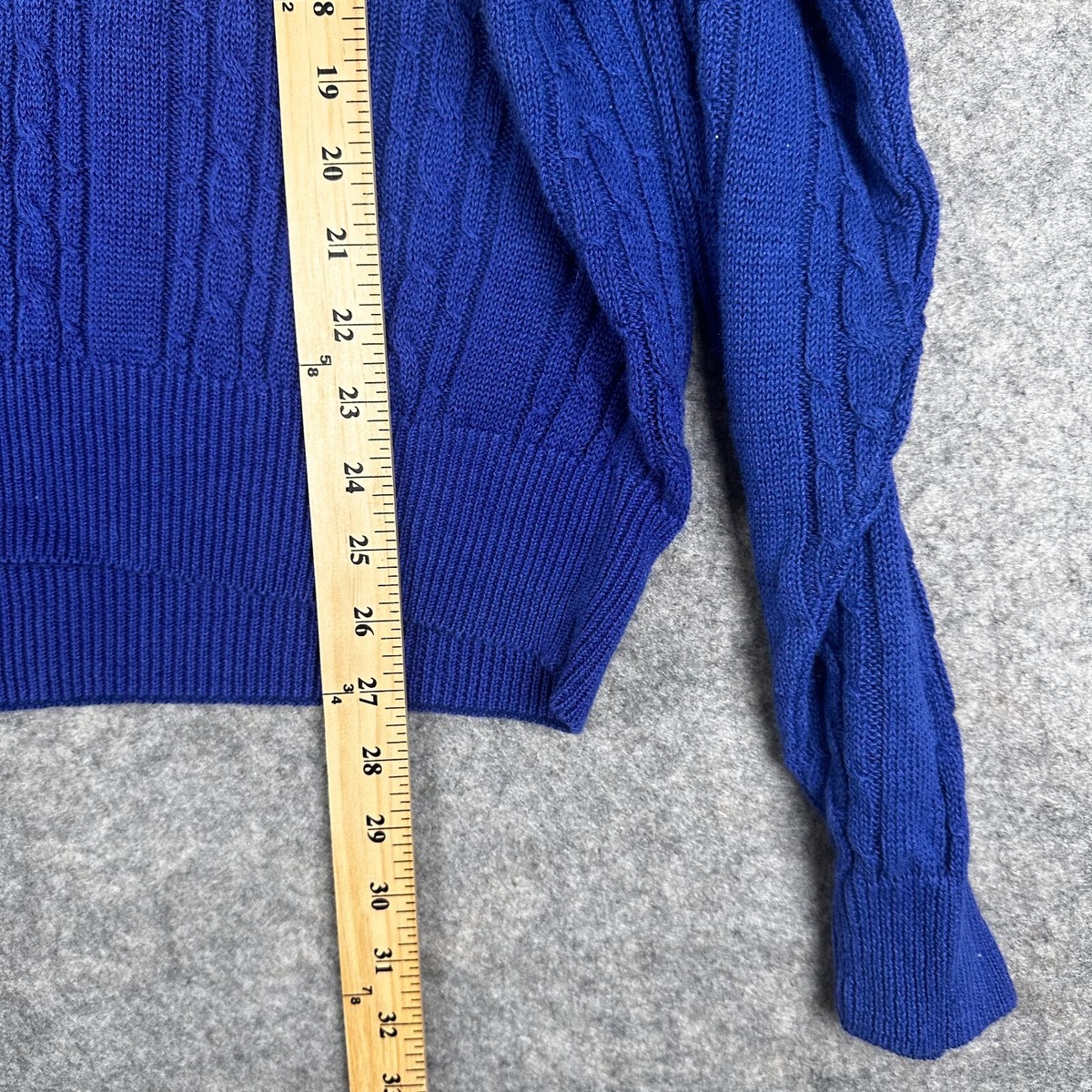 Descente Blue Cable Knit Linen Blend Sweater Golf Collection