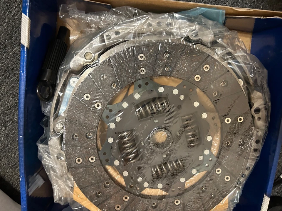 Kit de embrague y volante de inercia de transmisión embrague Carquest MU70185-1 Foto 4 de 4