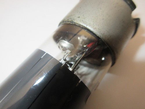 B36 GEC Valve Brass Base Used (115B11) - Picture 3 of 4