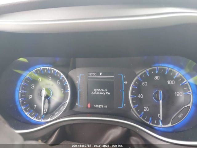 PACIFICA  2017 Glove Box 4628344 thumbnail 5