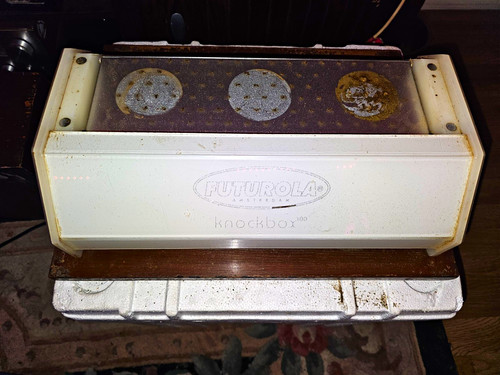 Futurola Amsterdam Knockbox 100 with Case