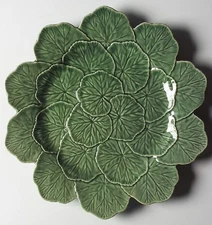 Bordallo Pinheiro Geranium Green Chop Plate  6602458