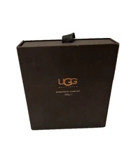 UGG Sheepskin 4 Piece Care Kit Cleaner Protector Refresher Cleaning Brush NIB