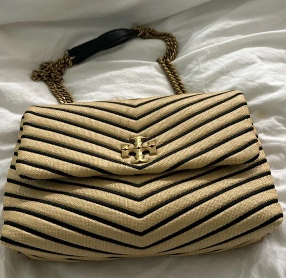 ⭐️ TORY BURCH KIRA SHOULDER BAG NATURAL & BLACK – ❤️❤️ USED ONCE⭐️🔥❤️ - Image 3 of 4