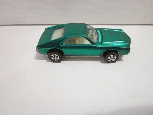 HOT WHEELS REDLINE CUSTOM AMX * EMERALD GREEN COLOR * NEAR MINT ! SHINY BASE *