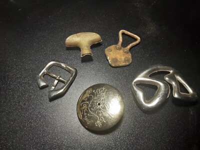 5 PIECES OLD BUCKLES, STUD AS PICTURED THE STUD BEARS NAMES AND