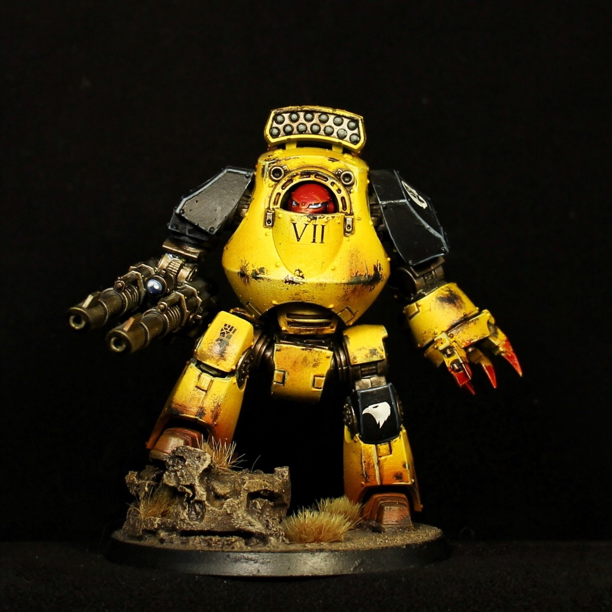 Imperial fists Contemptor Dreadnought painted Warhammer 40k The