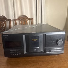 Sony CDP-CX235 Mega Storage 200-Disc CD Player Changer For Parts Only or Repair
