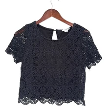 BAR III Womens Medium Black Short Sleeve Crochet Cropped Shirt B7