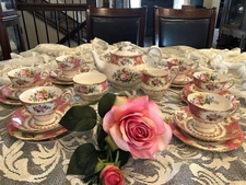 Vintage 1944 Royal Albert Lady Carlyle 21 Pieces Tea Set