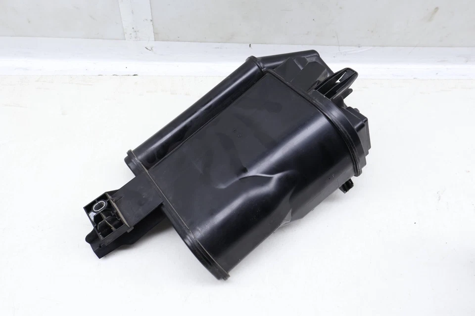 2018 - 2019 年大众高尔夫 SPORTWAGEN - FUEL EVAP 木炭罐 5Q0201797Q — 第 3/4 张图片