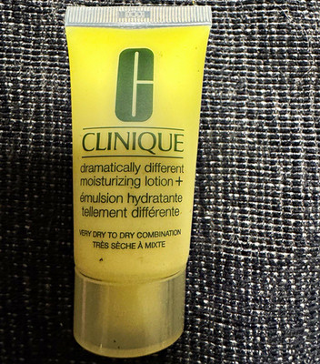 Clinique Dramatically Different Tagespflege Lotion Gesicht duftfrei 30 ml
