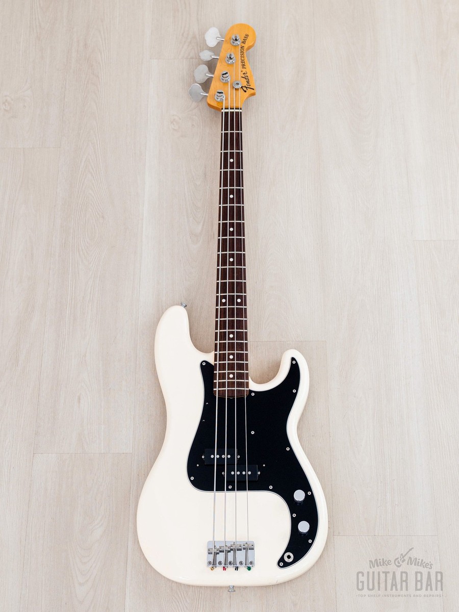 2004 Fender Precision Bass '70 Vintage Reissue PB70-70US Near-Mint