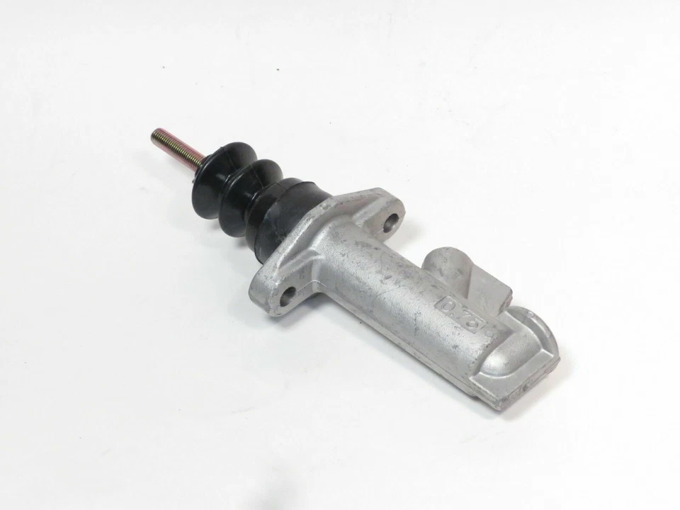 Cilindro mestre de embreagem de substituição de furo 3/4" compatível com Jaguar XKE 1968-1973 C27186x - Imagem 2 de 2