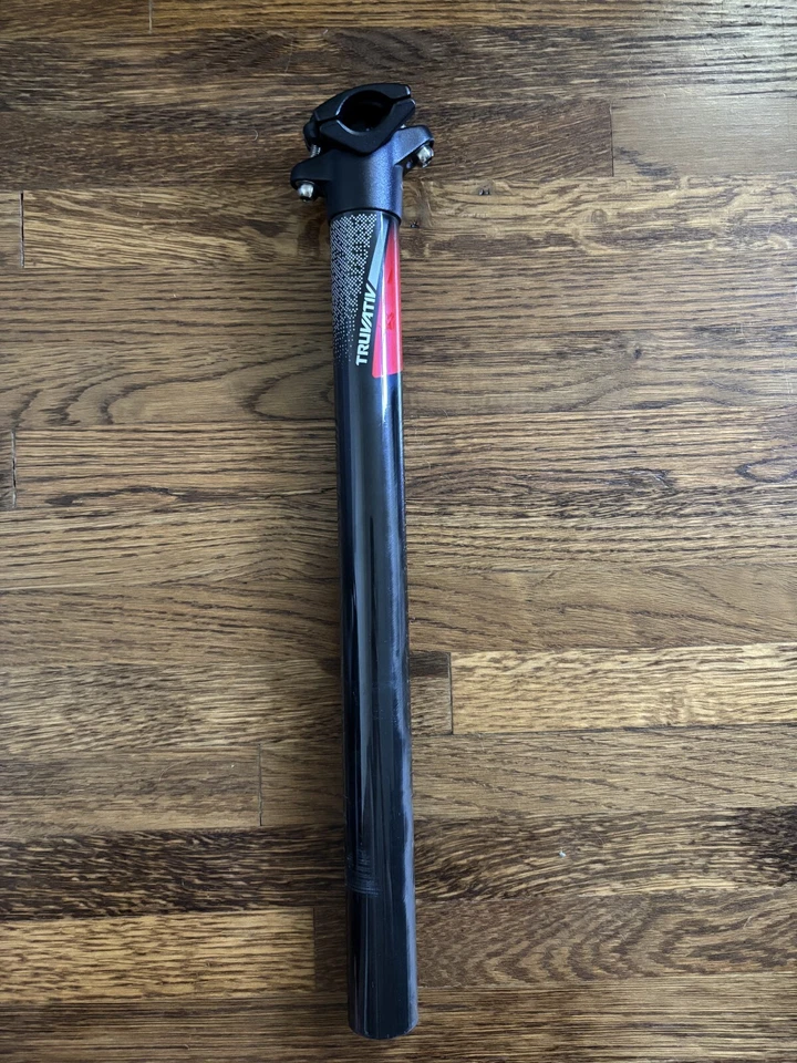 Tija de sillín de carbono superligera Truvativ Noir T40 | 31,6 | 400 mm | Pernos Ti Foto 2 de 4