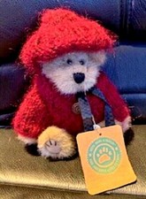NWT Boyds Bears  Friends Kayla Mulbeary Collectible Bearwear w/Sweater  Hat