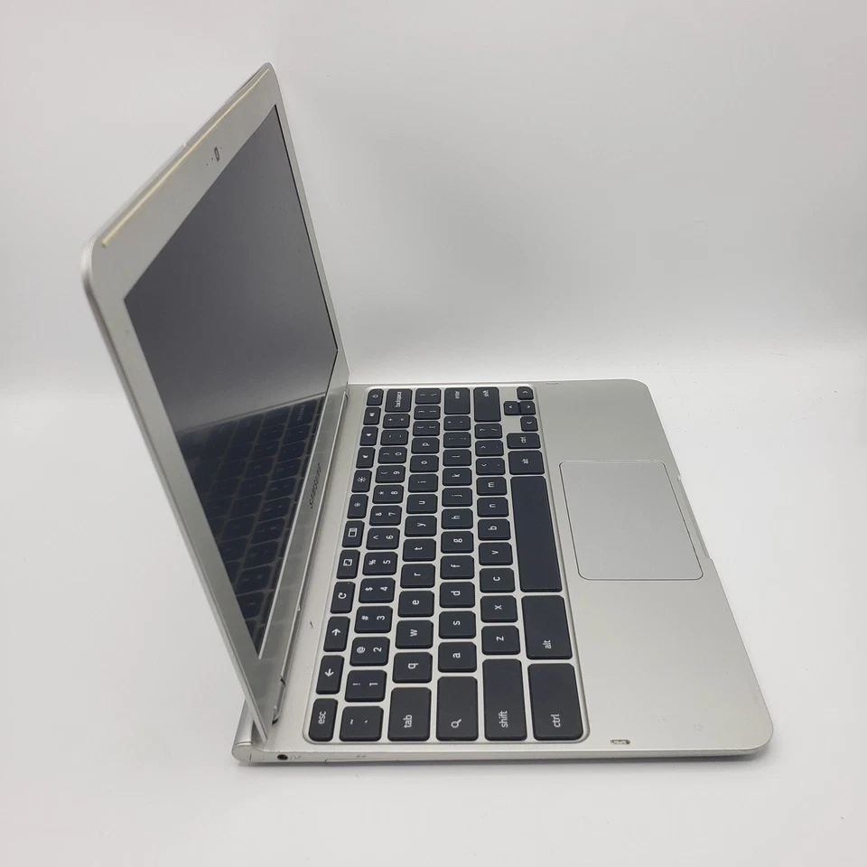 CPU Samsung 11,6 pulgadas XE303C12 1,7 GHz, 16 GB de almacenamiento, 2 GB de memoria gris con cargador Foto 3 de 4