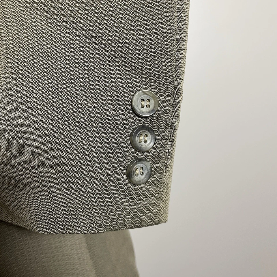Abrigo deportivo Claiborne para hombre 46R verde oliva liso rayón poliéster tres botones Foto 4 de 4