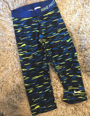 cropped nike pro camo leggings