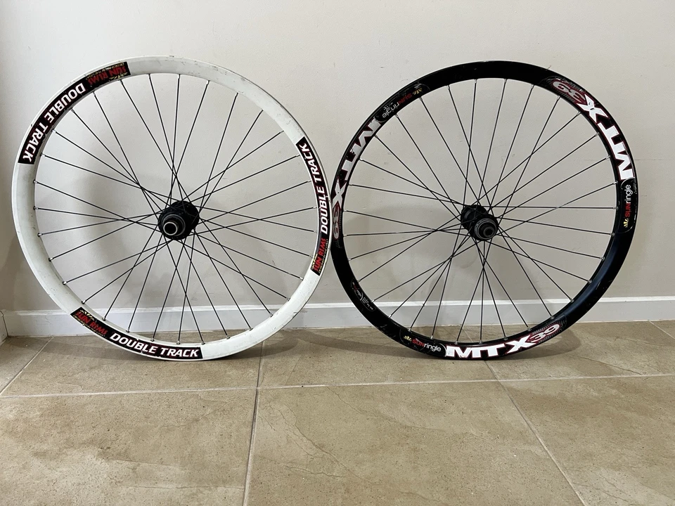 Sunringle Double Track MTX39 Downhill Wheelset Disc 26” Saint Hubs 9 Speed