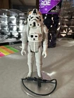 Vintage 1980 Star Wars At-At Driver Figure And Rifle  354