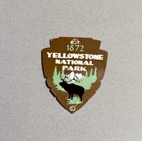 VINTAGE YELLOWSTONE NATIONAL PARK PORCELAIN SIGN CAR GAS TRUCK OIL MOTORCYCLE