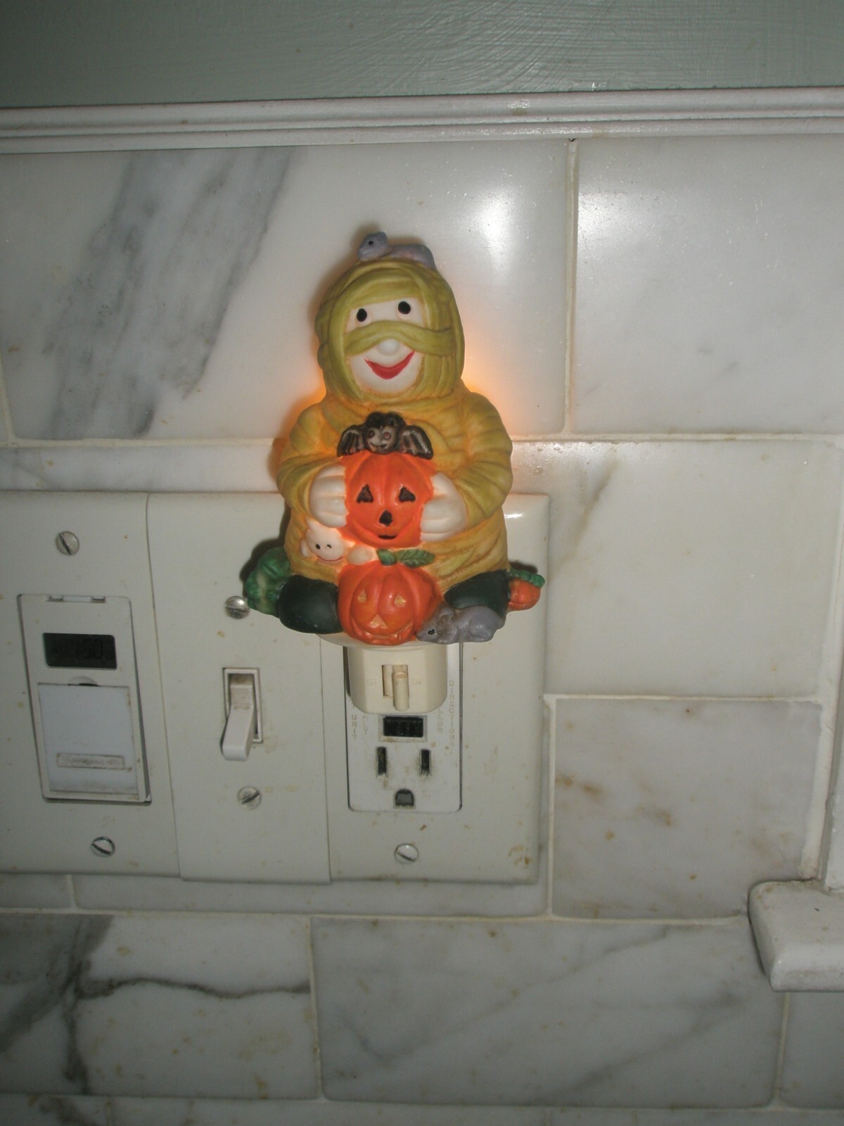 Picture 4 of 6