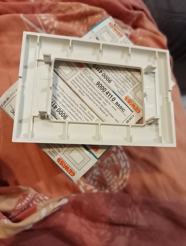 5 pezzi PLACCA 3P Beige GEWISS SERIE 9000 411 0 Basic Introvabili - Foto 4 di 4