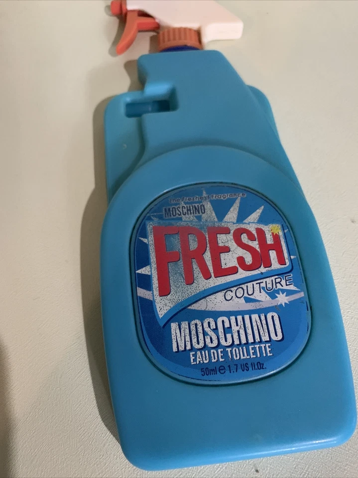 Moschino Unisex Fresh Couture Goma Funda Teléfono IPhone 6/6s Usada Foto 3 de 4