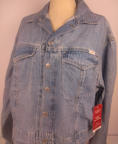 Levi Strauss Signature Vintage Women's Easy Denim Trucker Jacket Size M - New