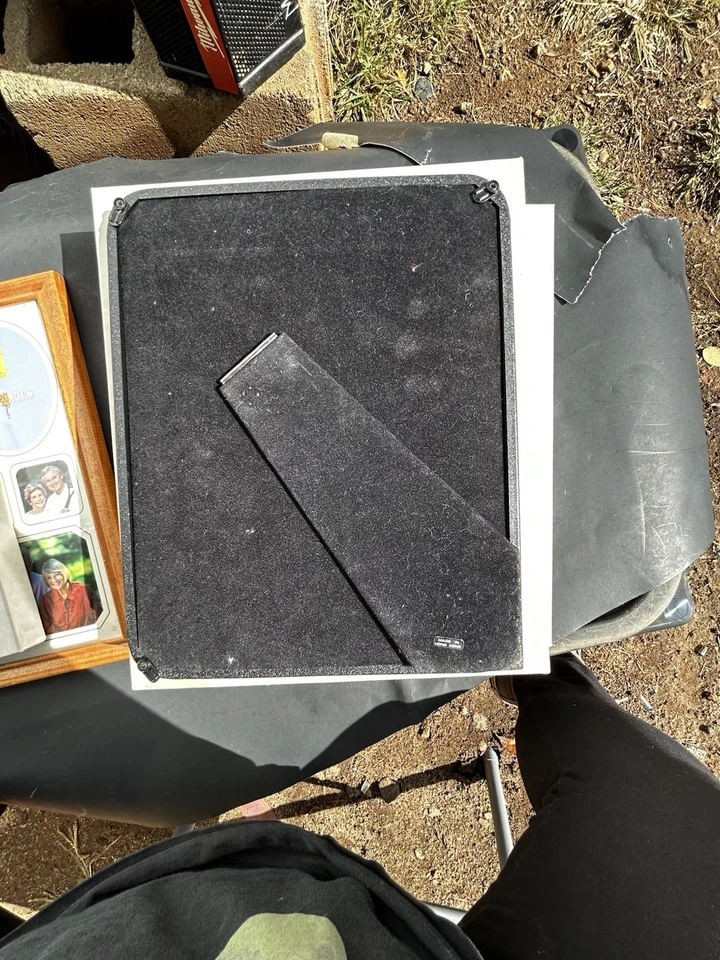 Nuevo marco de fotos vintage•Latón macizo, vidrio real•8 x 10•MCM•Ornado Foto 4 de 4