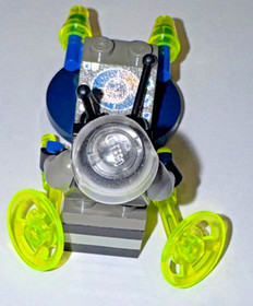 LEGO Set # 3071 Space Insectoids Light Flyer 100% Complete 1999 Retired!