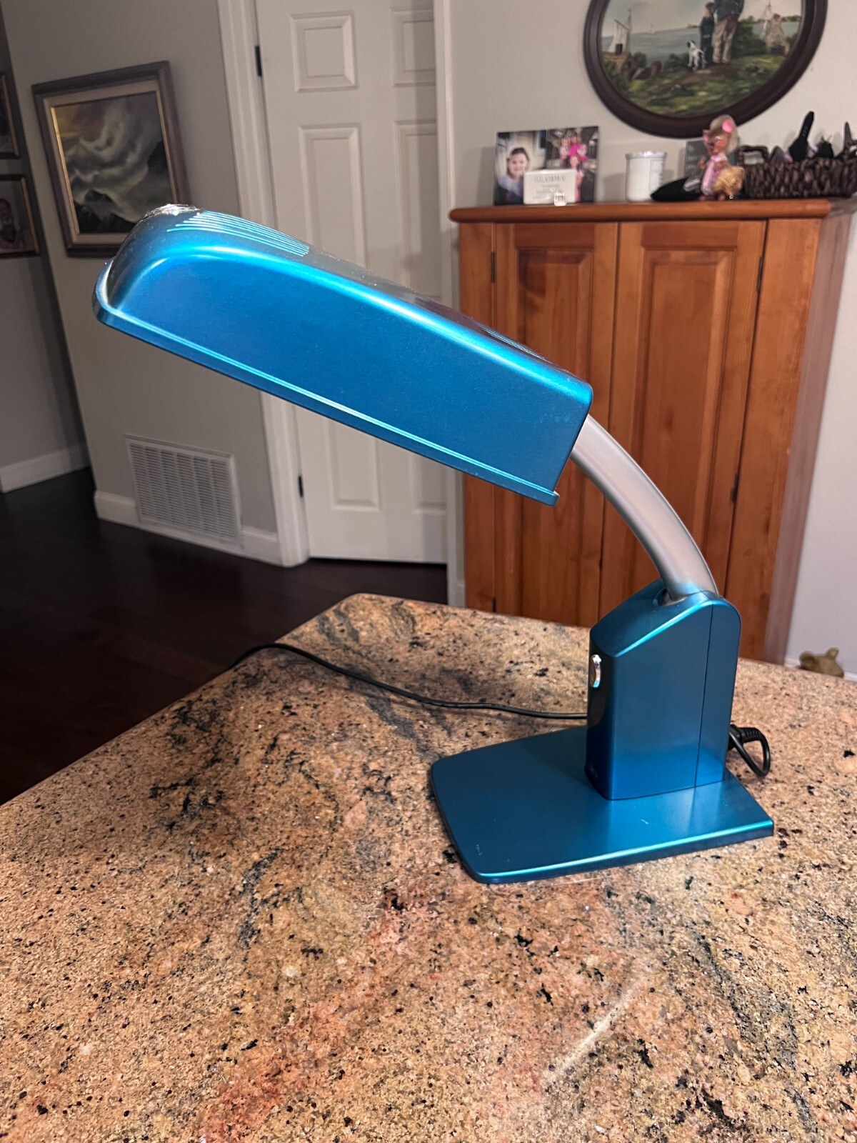 Carex DL2000US 10,000 LUX DayLight Sky Bright Light Therapy Sun
