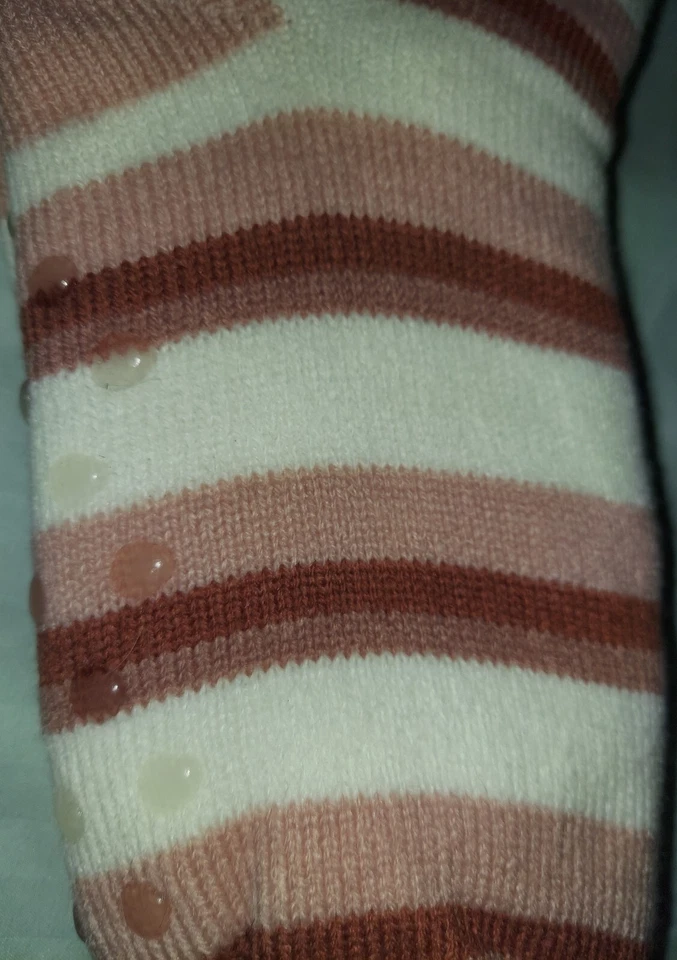 Un par de calcetines antideslizantes Winter Wishes blanco rosado Foto 2 de 3