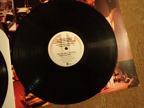 Mint- Chuck Mangione Live At The Hollywood Bowl Atlantic Records 2 LP Set - Picture 8 of 9