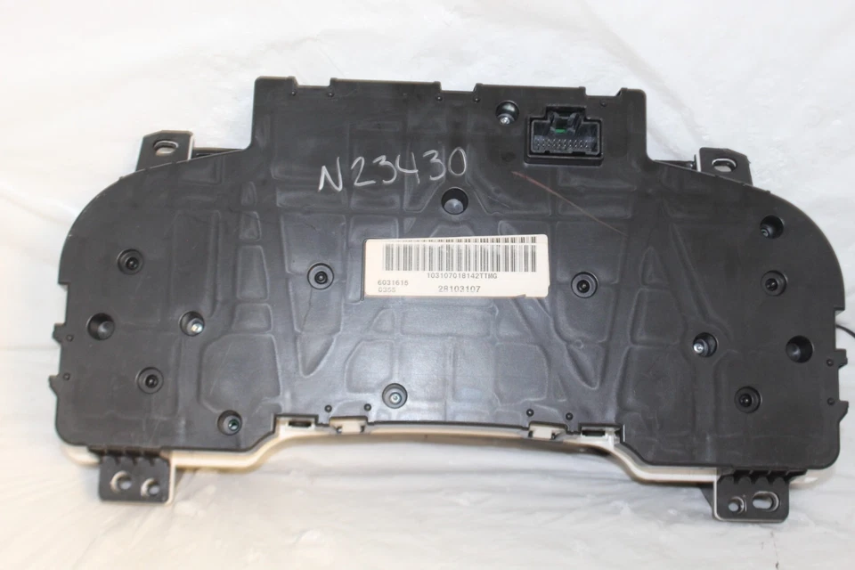 速度表仪表组 07 - 2011 Silverado/Sierra 1500 Dash 233,683 英里 — 第 4/4 张图片