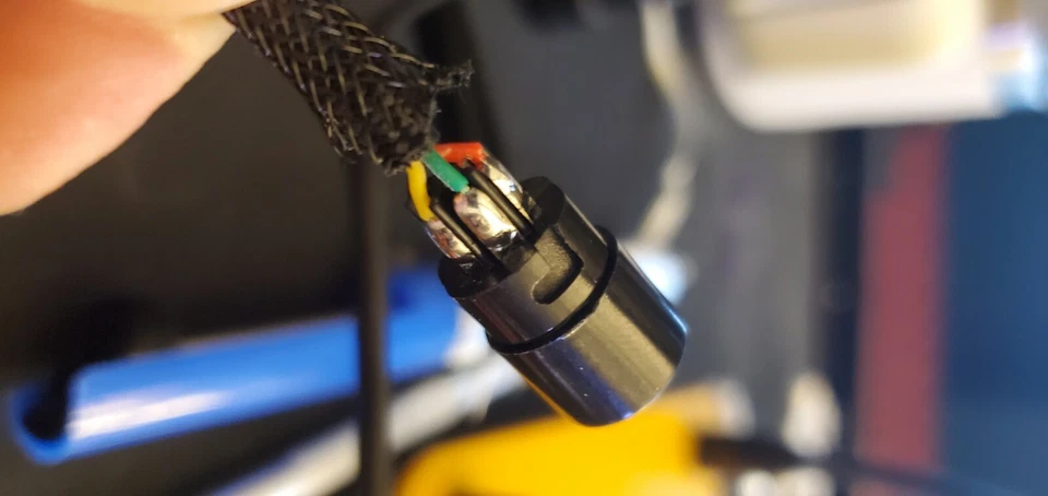 Cable de aviador en espiral usbc para teclado mecánico - Blackout - 4,5 pies Foto 4 de 4