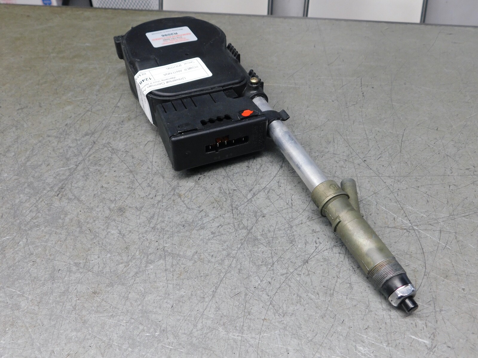 94-99 CL500 CL600 S500 S420 POWER ANTENNA REMANUFACTURED  