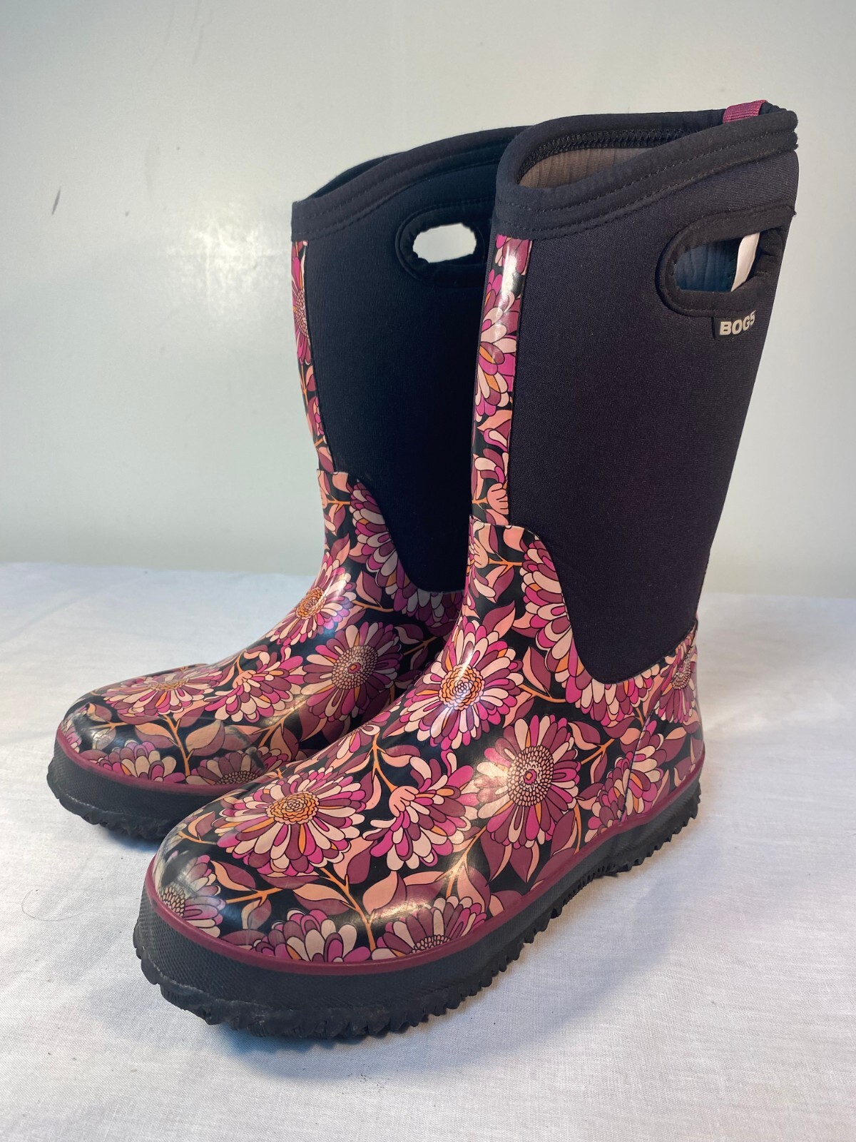 BOGS Classic Mumsie Boots Big Kid's Youth Insulated Winter - US 5