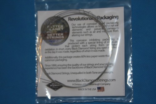 Black Diamond Pair of Plain Steel .016 Gauge Loop End Mandolin Strings, .016PM - Picture 2 of 2