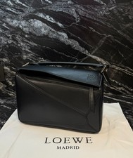 Loewe Puzzle Medium Tasche klassisches schwar...