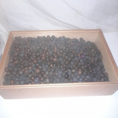HOLZPERLEN Box voller Perlen zum Basteln Schmuck Vorhang - Konvolut