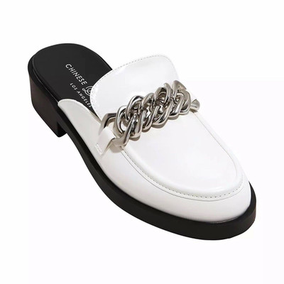 Chinese Laundry White Leather Mule with Silver Chain US 7 New in Box MSRP $80