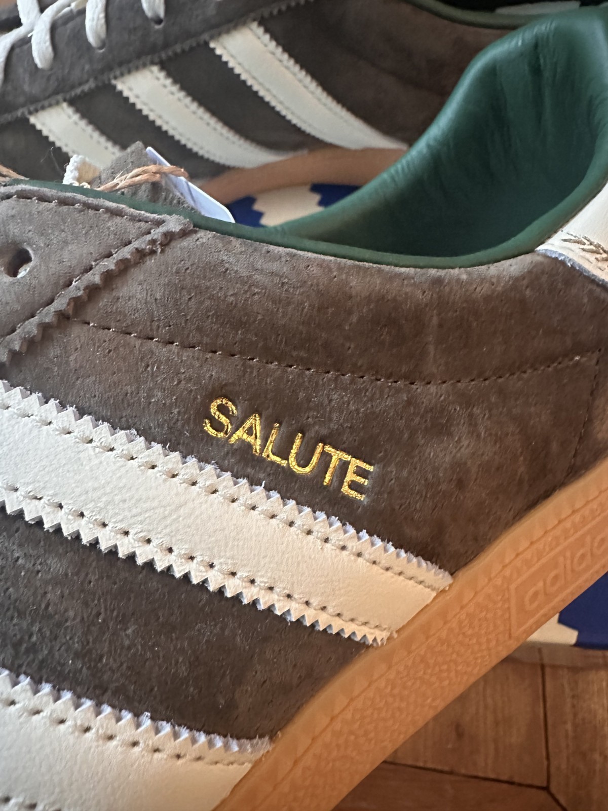 BSTN x adidas München Oktoberfest - Dust Cargo HQ0064 NEU Gr. 48 5