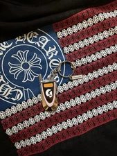 Limited edition Glossier LA Keychain Exclusive Flip Phone  Special Rare New NWT