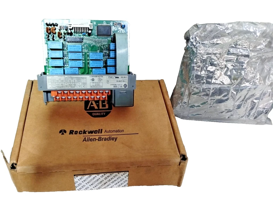 Allen bradley 1746-ow16 SER:C SLC 500 MÓDULO DE SALIDA - NUEVO ENVÍO RÁPIDO P... - Imagen 2 de 4
