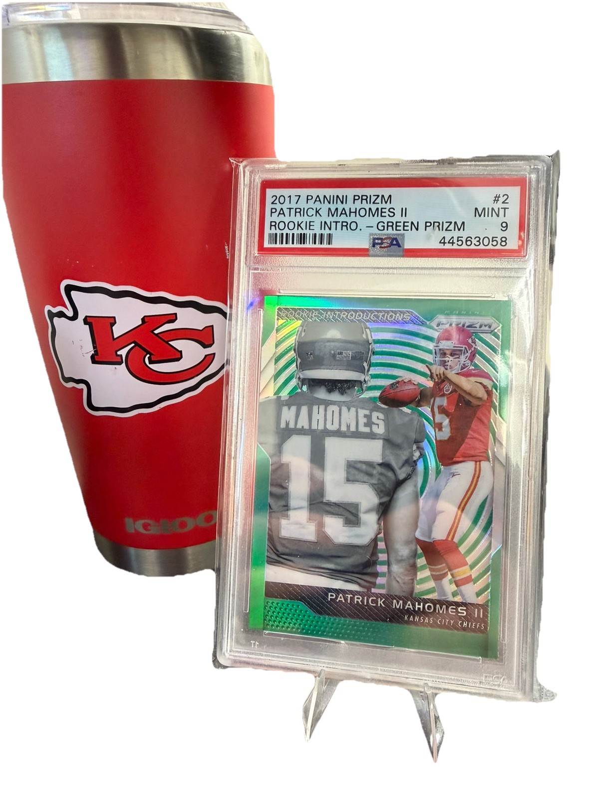 2017 Panini Prizm Patrick Mahomes II Rookie Introductions Green #2 PSA 9 RC