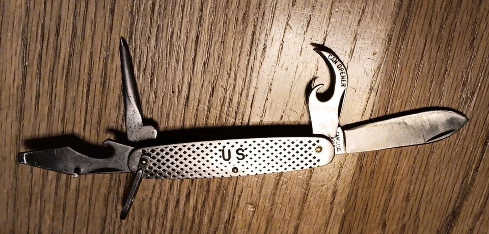 Vintage 1968 CAMILLUS Folding 4-blade Pocket Knife, Vietnam Era, Good Condition - Image 4 of 4