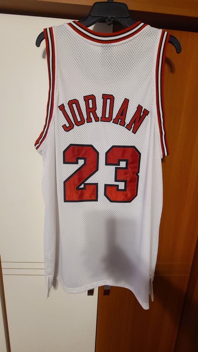 Michael Jordan 1997-98 Chicago Bulls NBA Finals Authentic